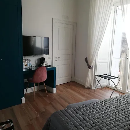 Santa Chiara Tufarelli Glam 那不勒斯