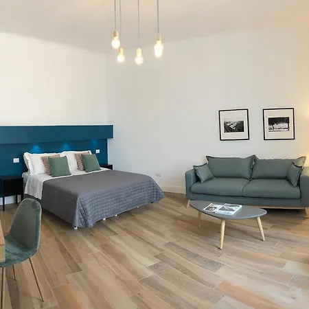 Santa Chiara Tufarelli Glam 那不勒斯